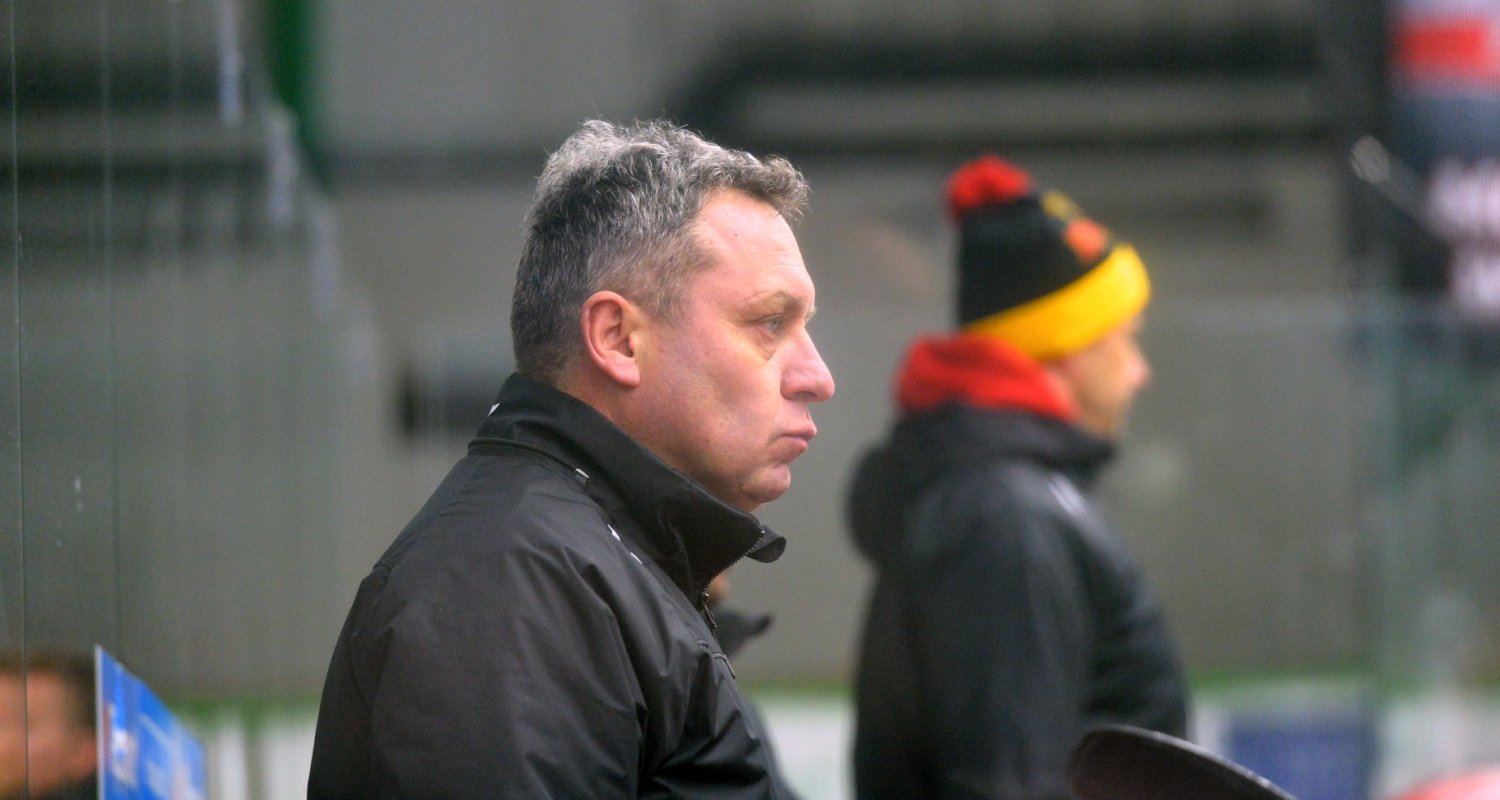 ​Po dvoch rokoch pôsobenia končí v HK Dukla Trenčín hlavný tréner Peter Oremus